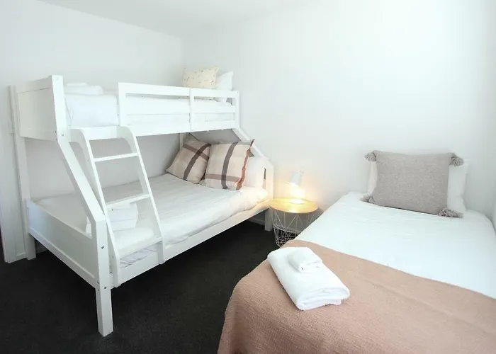Stow 5 - Delightful Space In Tranquil Neighbourhood, Close To The 瓦纳卡
